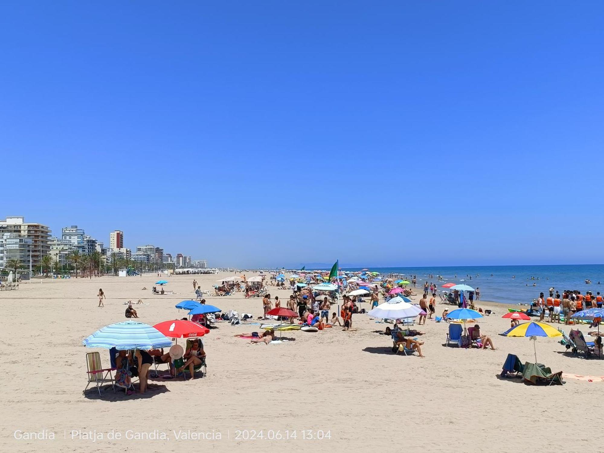 Mare De Deu, Vivienda Vacacional Para Familias Y Mayores De 25 Anos En El Grao De Gandia-Playa Playa de Gandia Eksteriør bilde